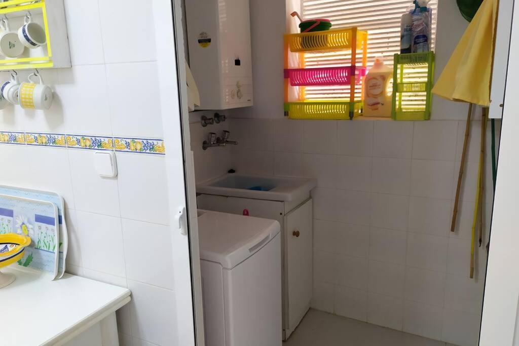Acogedor Apartamento A 100 M. De Pinares Y Playa Apartment Rota Ngoại thất bức ảnh