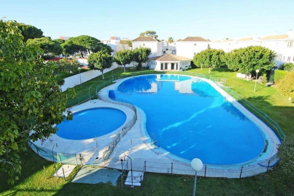 Acogedor Apartamento A 100 M. De Pinares Y Playa Apartment Rota Ngoại thất bức ảnh