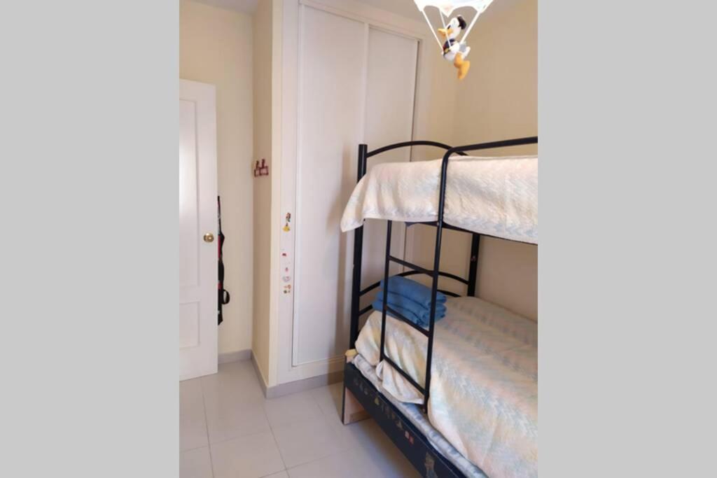Acogedor Apartamento A 100 M. De Pinares Y Playa Apartment Rota Ngoại thất bức ảnh